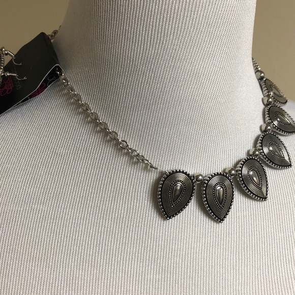 ✨ - Picture 2 of 3